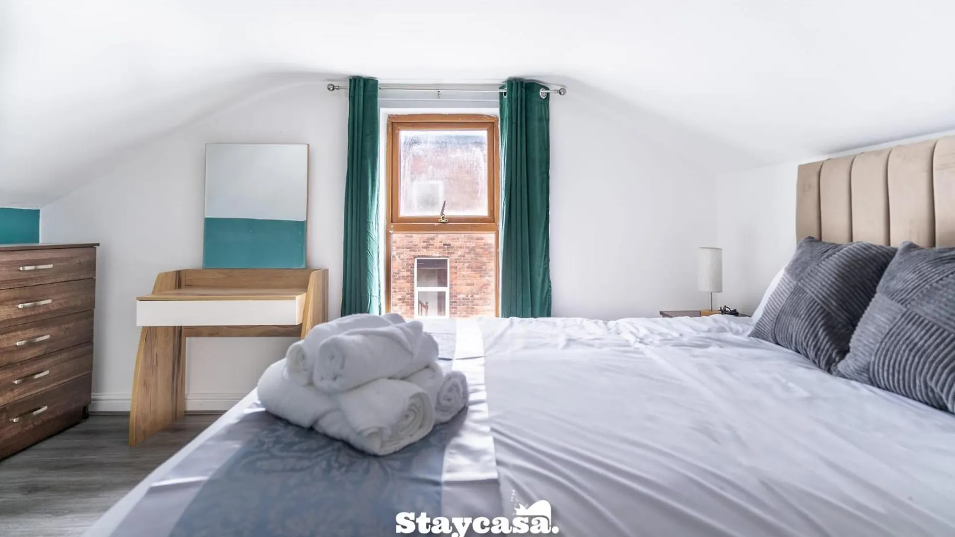 Mauldeth Co-Living - Private Room Self-Cater 0*, Manchester United Kingdom